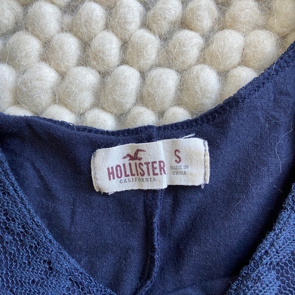 Lace Hollister dress - Picture 3 of 6